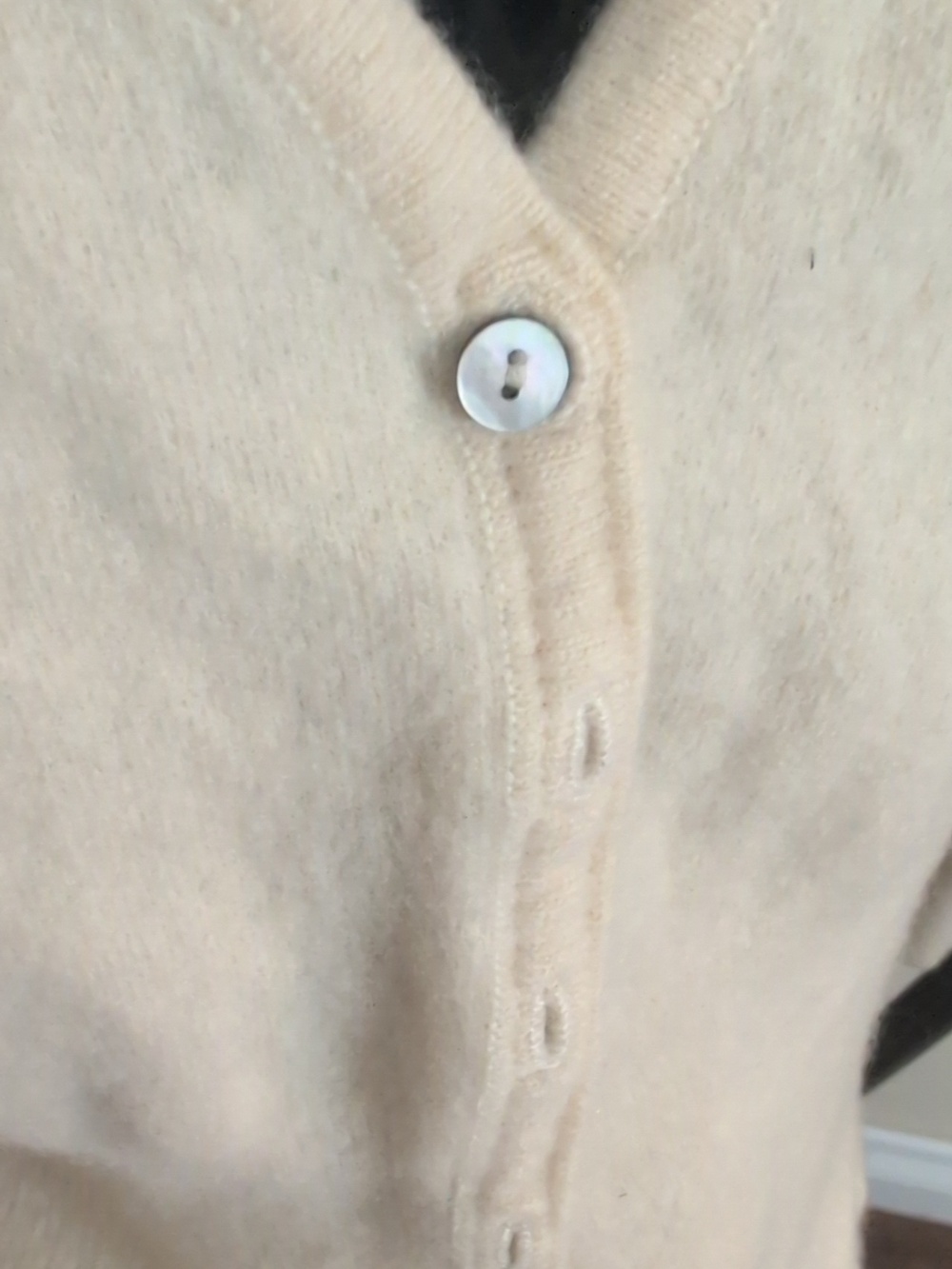 April Cornell Cream V-Neck Button-Front Women’s Sweater Long Cuffs - Picture 6 of 13